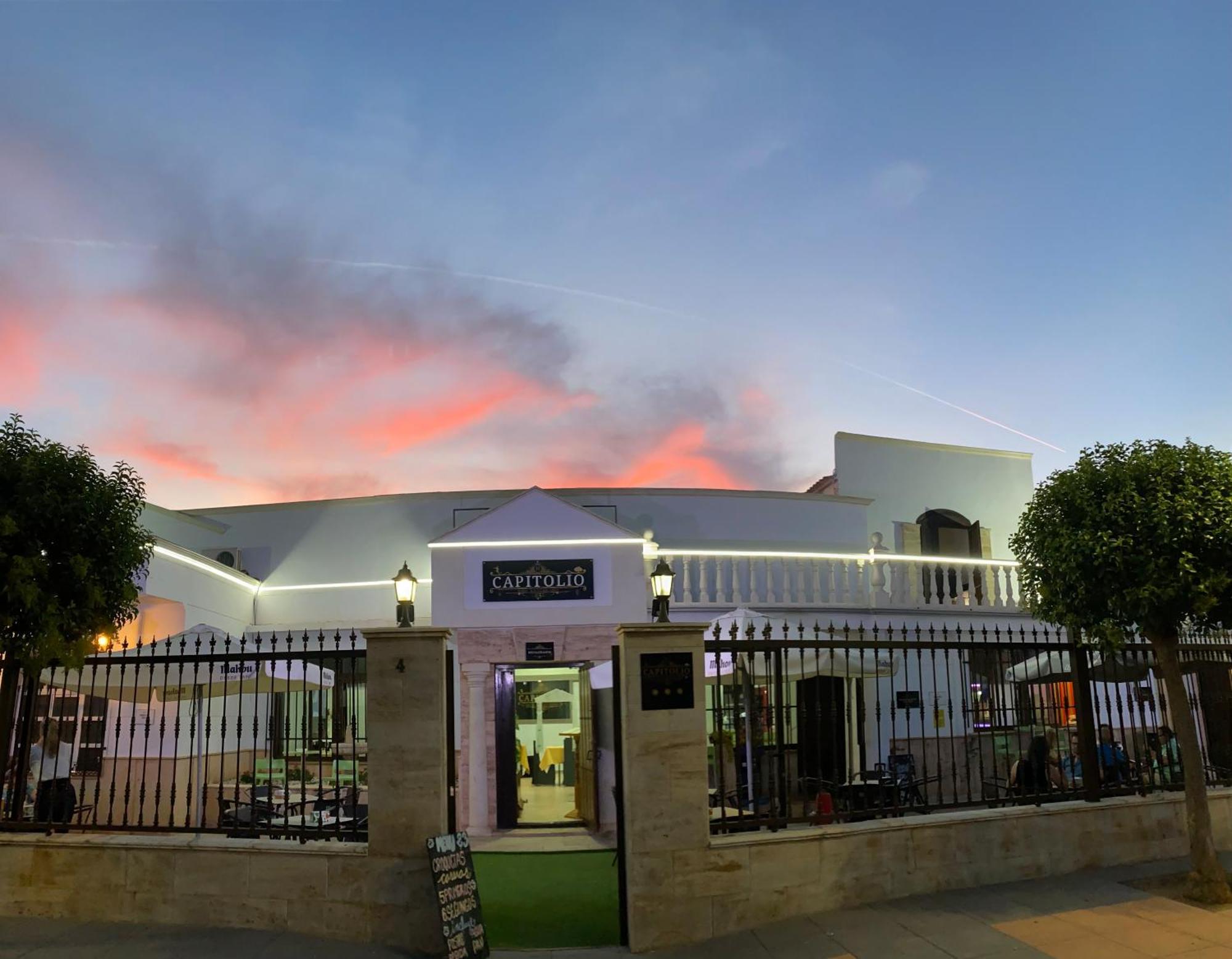 Nuevo Hotel Capitolio Valdepeñas Екстериор снимка